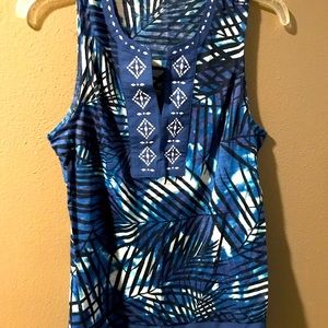 ✨Blue sleeveless blouse